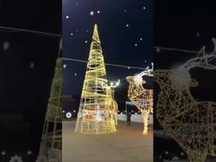 Handmade Christmas Lanterns, Christmas Tree, Santa Claus, Reindeer Outdoor Lighting